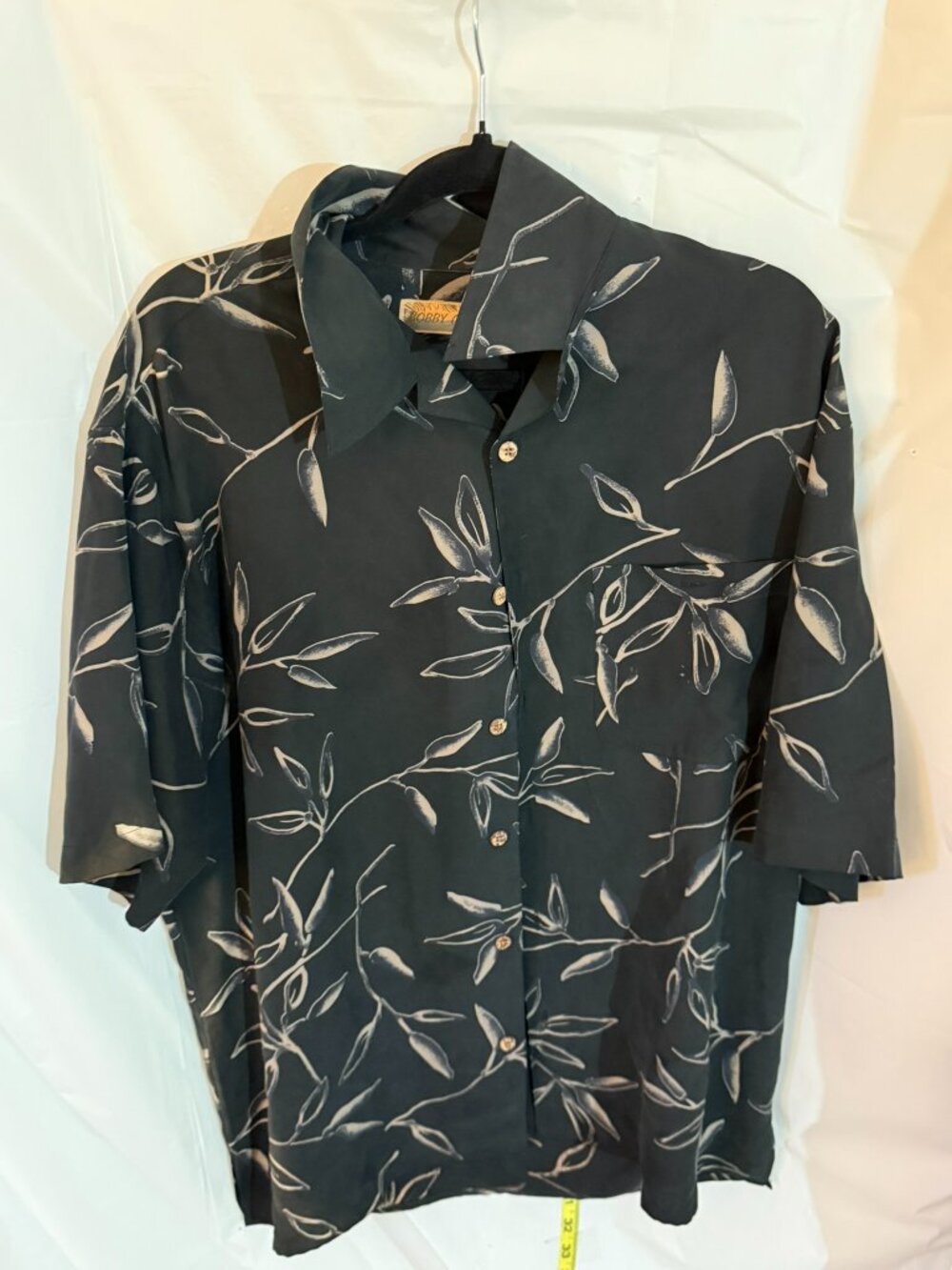 Bobby Chan  100% Silk Hawaiian Floral Shirt Mens L